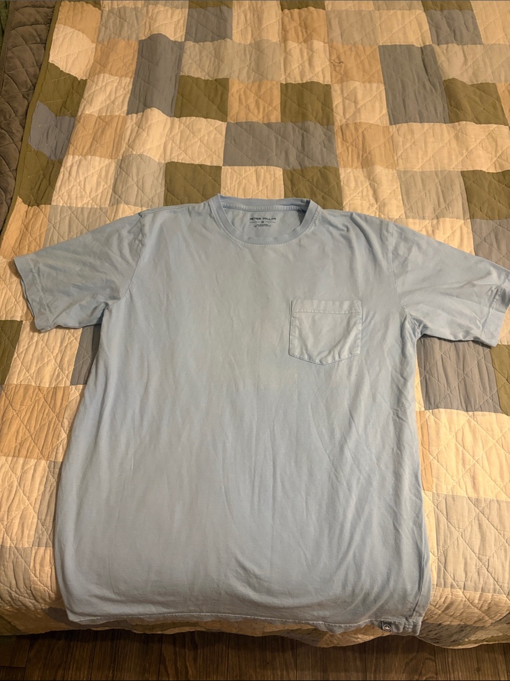 Light Blue Pocket Crew Neck T-Shirt - Men medium Peter millar